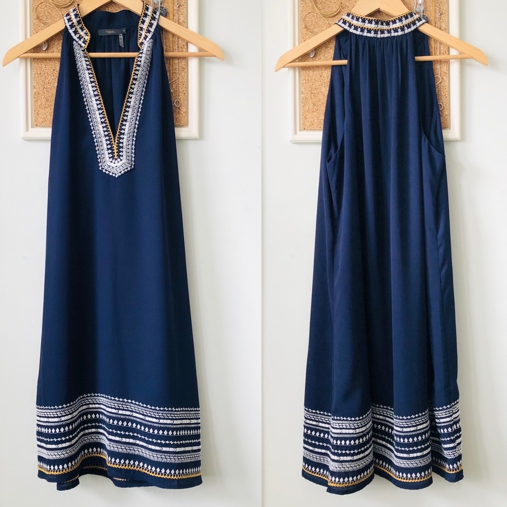 [THML] Embroidered Deep V Racerback Shift Dress - Picture 5 of 13
